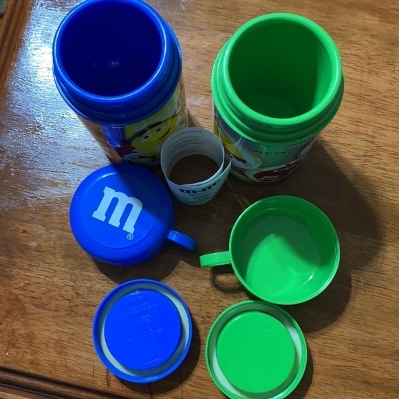 M&M’s Insulated Containers - Picture 5 of 7